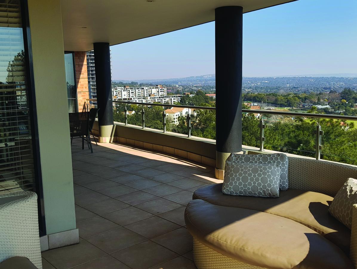 Weom Apartments Sandton Exterior photo