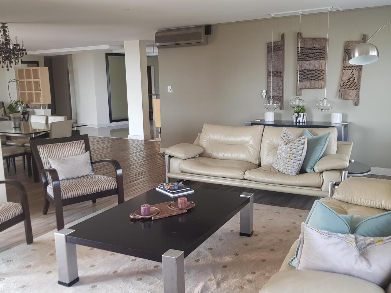 Weom Apartments Sandton Exterior photo